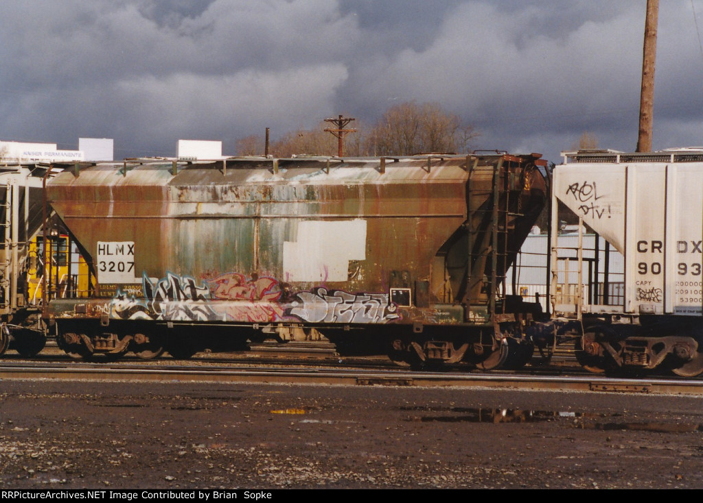 HLMX 3207